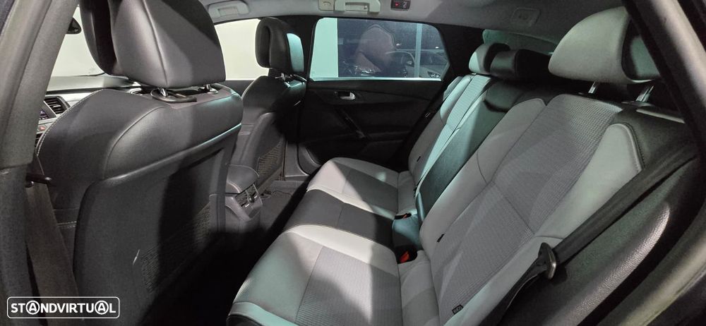 Peugeot 508 RXH 2.0 HDi Hybrid4 2-Tronic - 10