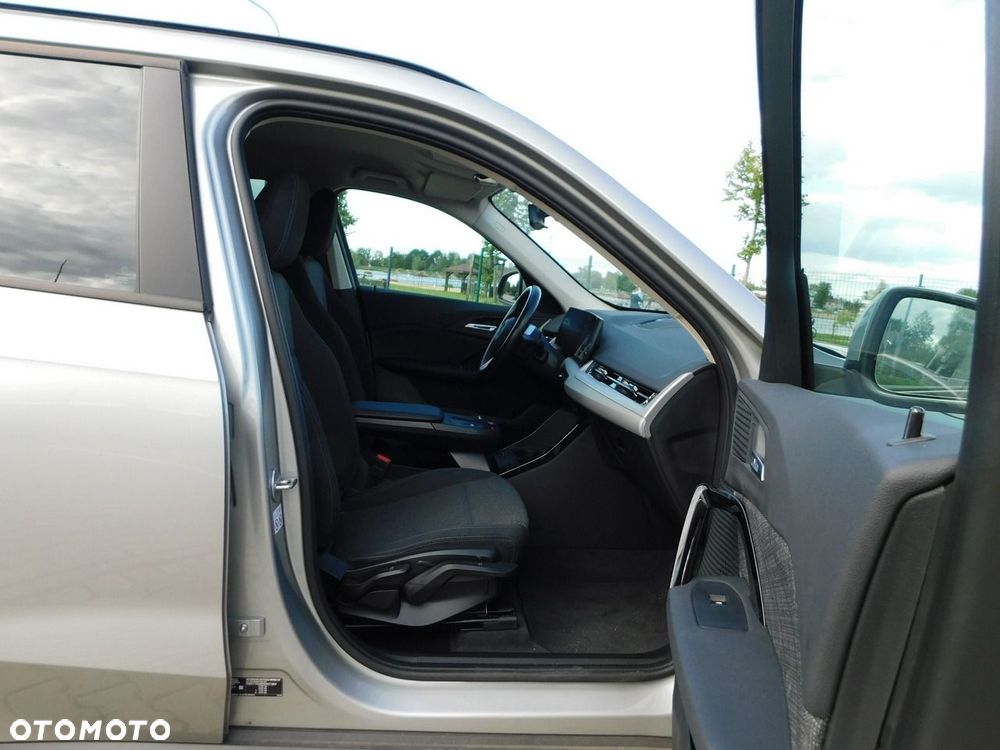 BMW X1 sDrive18d Business Edition - 11