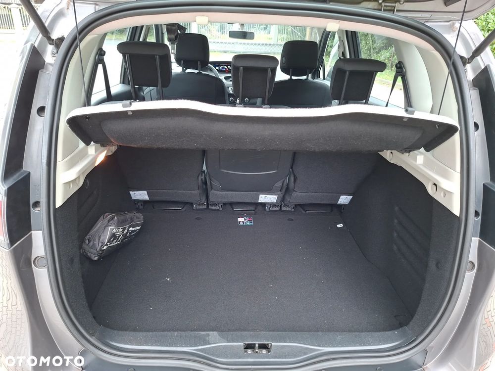 Renault Scenic 1.6 16V TomTom Edition - 29