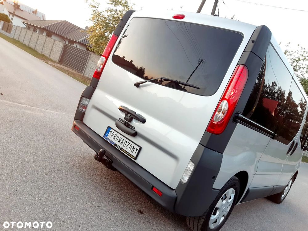 Renault Trafic L1H1 Passenger Lux - 13