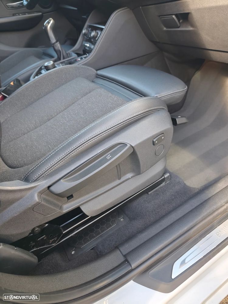 BMW 216 Gran Tourer - 11