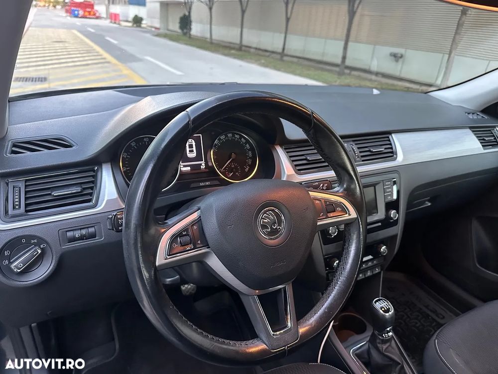 Skoda RAPID 1.2 TSI Ambition - 5