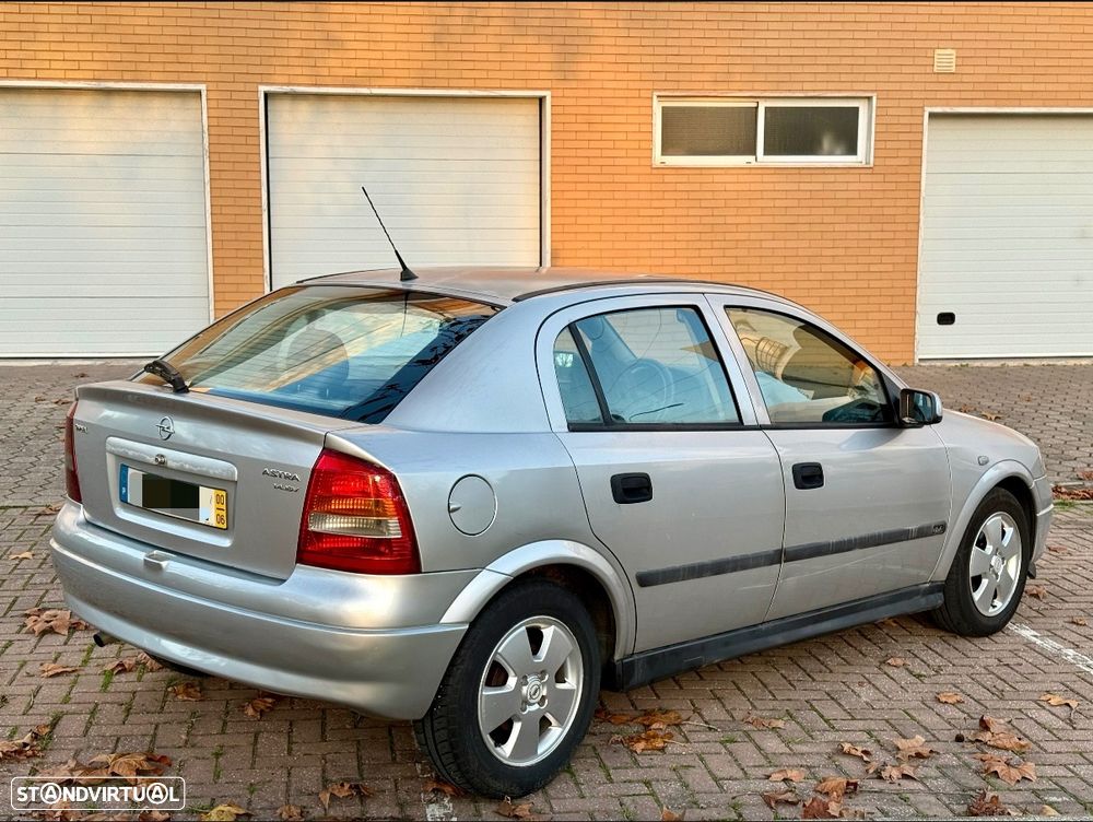 Opel Astra 1.4 Club - 6