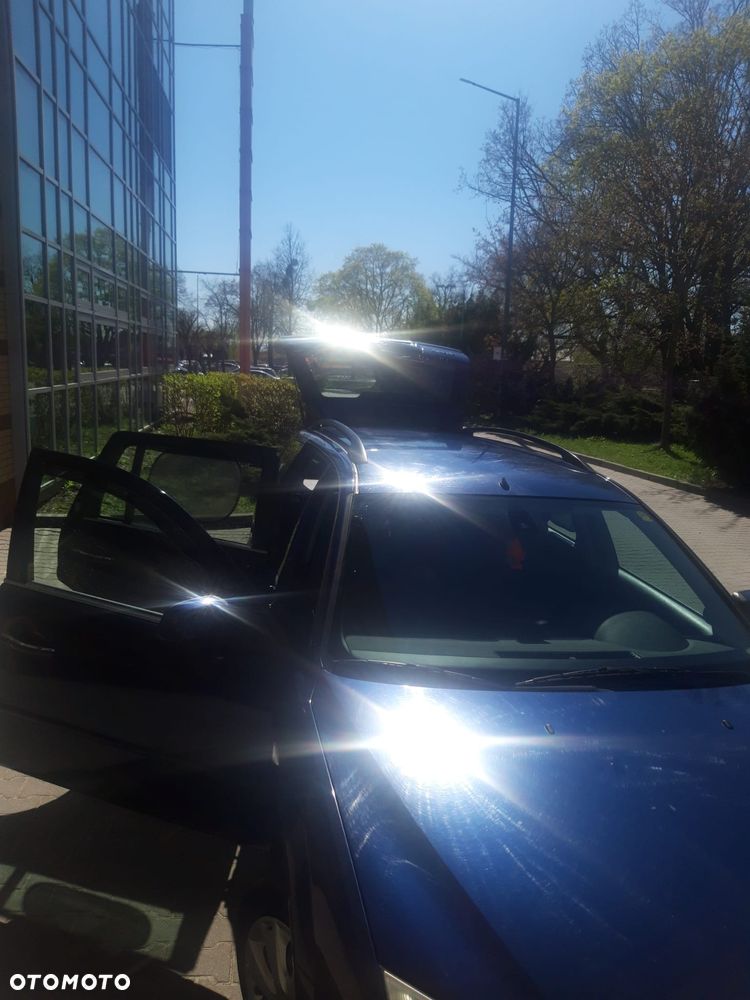 Ford Mondeo 1.8 Ghia - 26