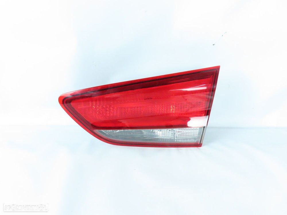 Farolim da mala Direito Seminovo/ Original HYUNDAI i30 (PDE, PD)/HYUNDAI i30 Est... - 1