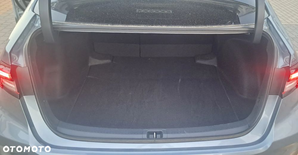 Toyota Corolla 1.8 Hybrid GR Sport Dynamic - 9