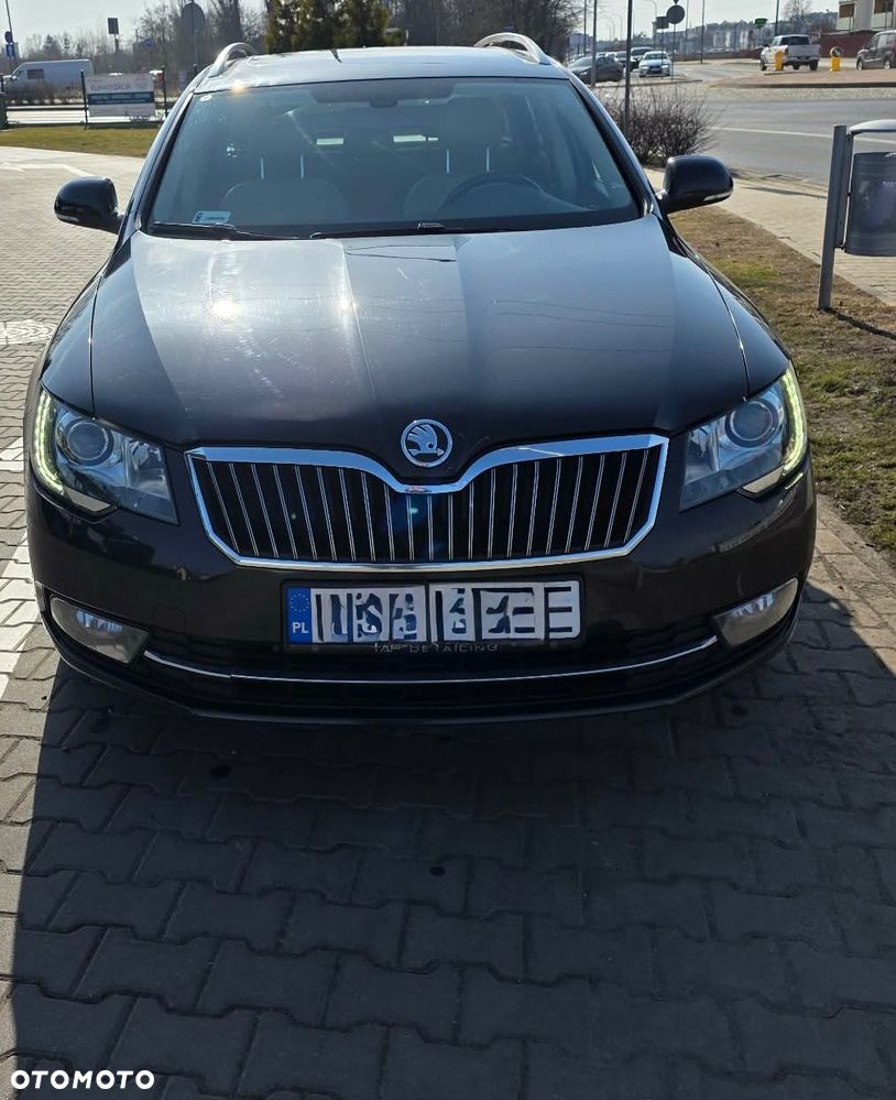 Skoda Superb 3.6 FSI 4x4 Platinum DSG - 5