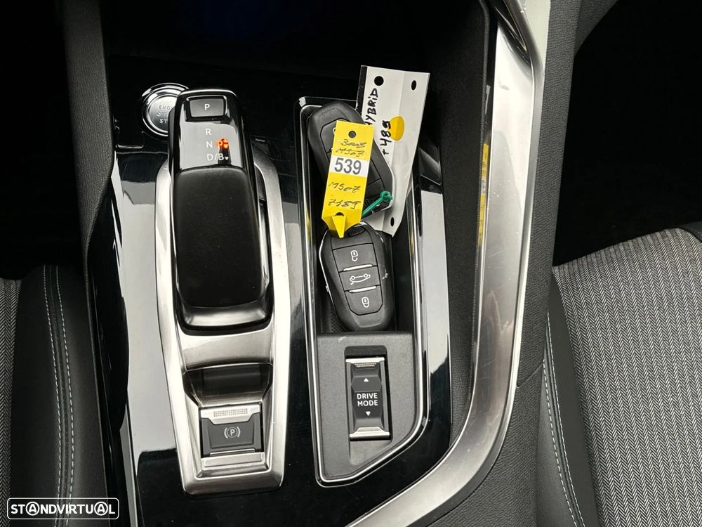Peugeot 3008 1.6 Hybrid Allure e-EAT8 - 13