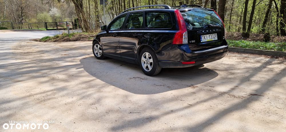 Volvo V50 1.6D DPF DRIVe - 19