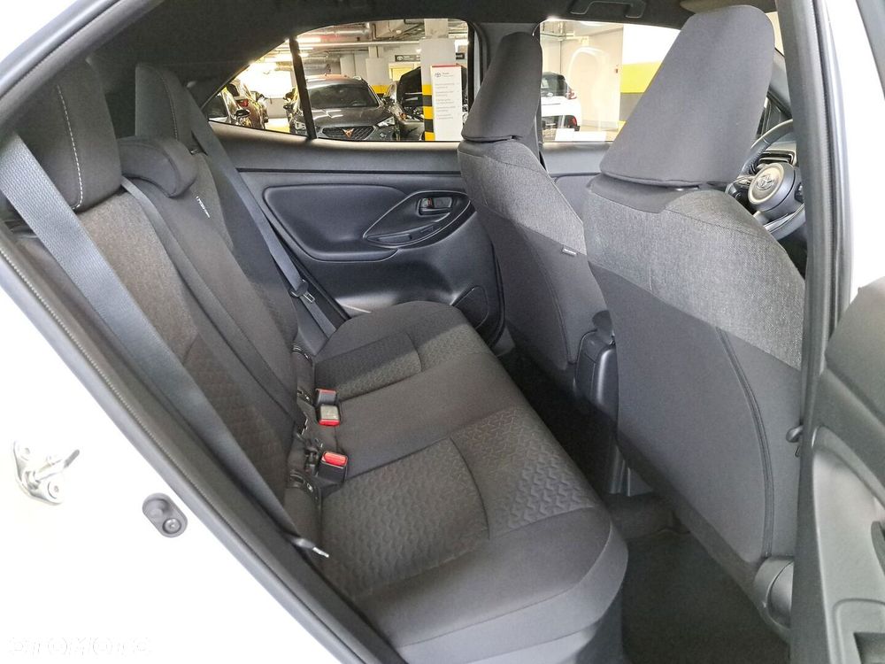 Toyota Yaris Cross Hybrid 1.5 Comfort - 15