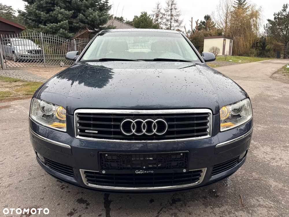 Audi A8 4.2 Quattro - 15