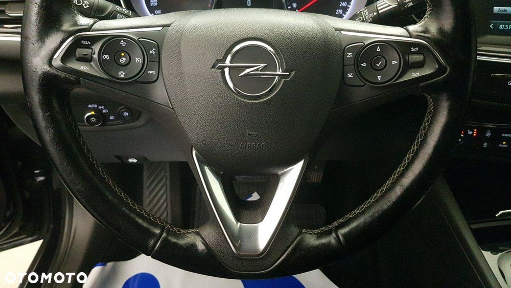 Opel Insignia - 27