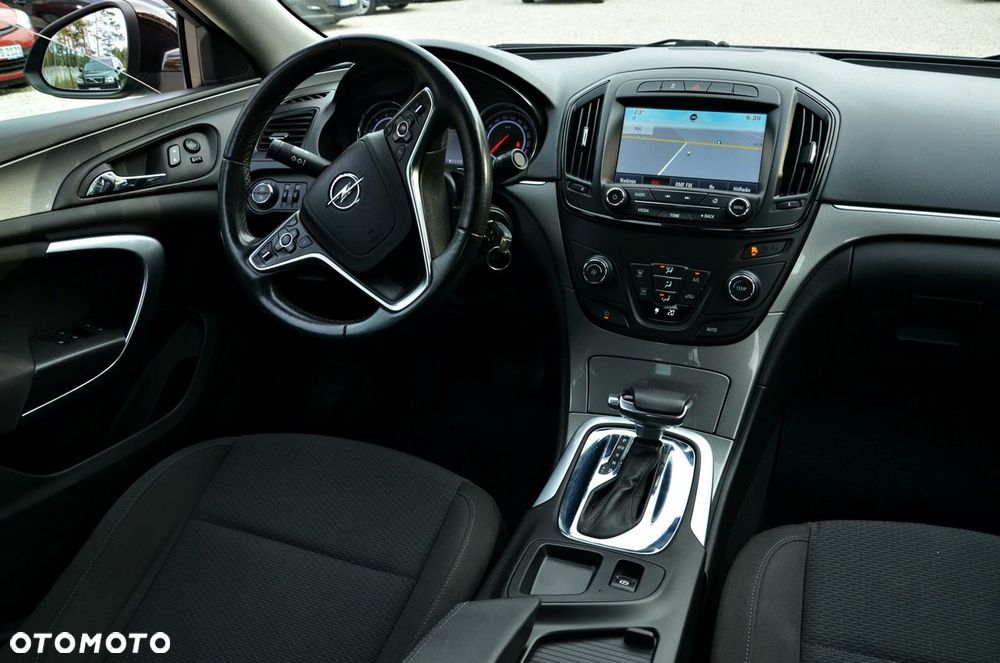 Opel Insignia 2.0 CDTI automatik Sport - 34