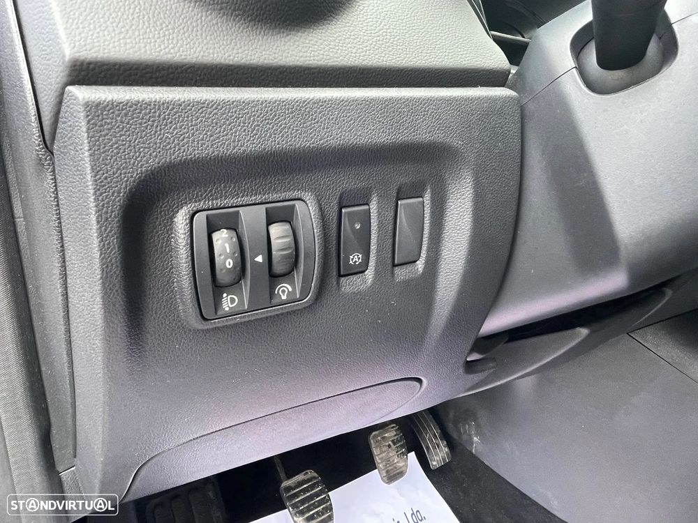 Renault Captur 0.9 TCE Exclusive - 25