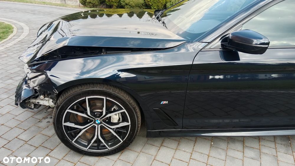 BMW Seria 5 530d xDrive M Sport sport - 32