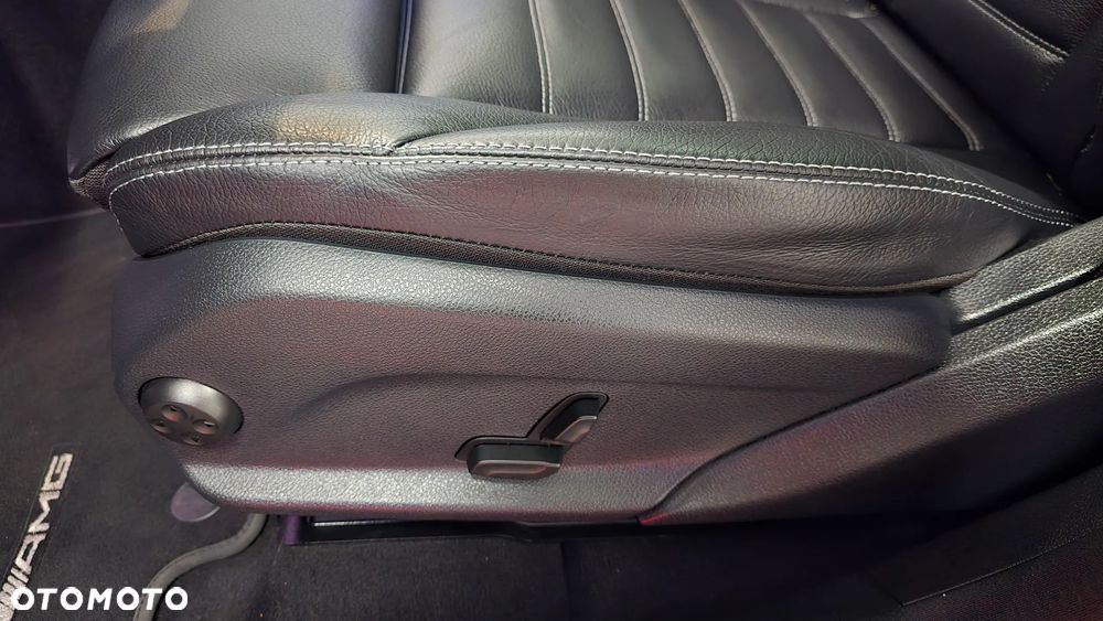 Mercedes-Benz GLC 300 de 4Matic 9G-TRONIC AMG Line Plus - 14