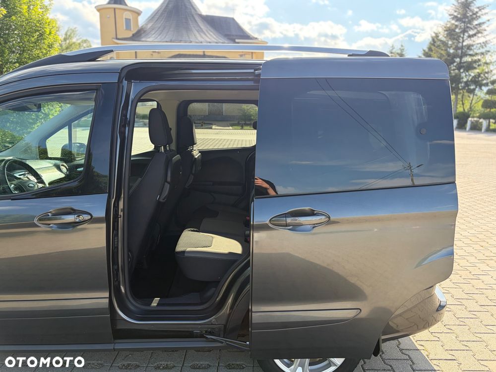 Ford Tourneo Courier 1.5 TDCi Ambiente - 35