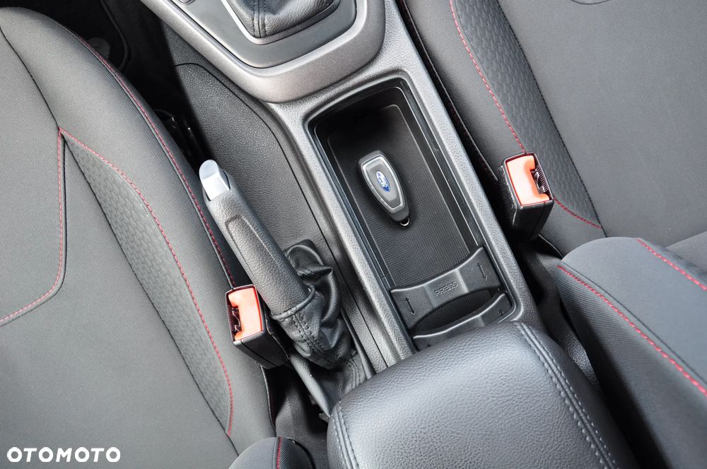 Ford Focus 2.0 TDCi ST-Line ASS - 25