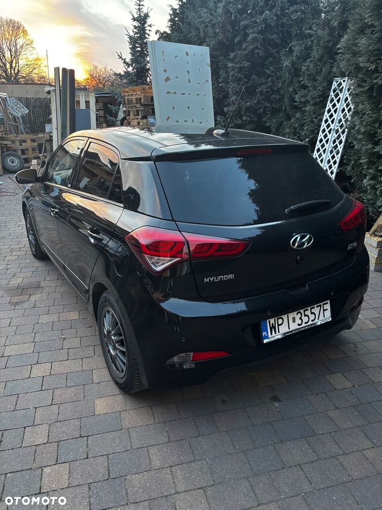 Hyundai i20 1.1 CRDi BlueDrive Comfort - 12