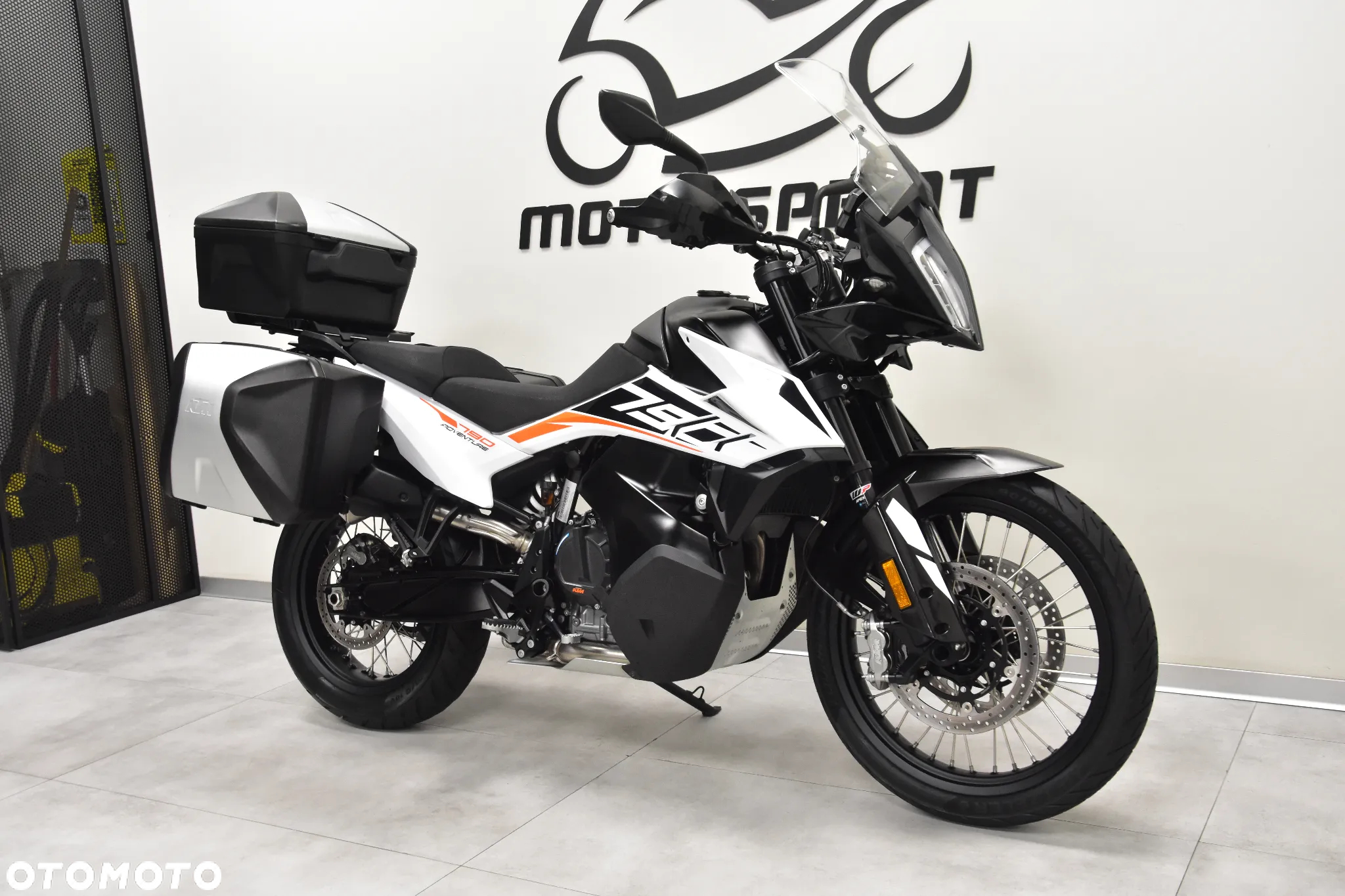 KTM Adventure - 3
