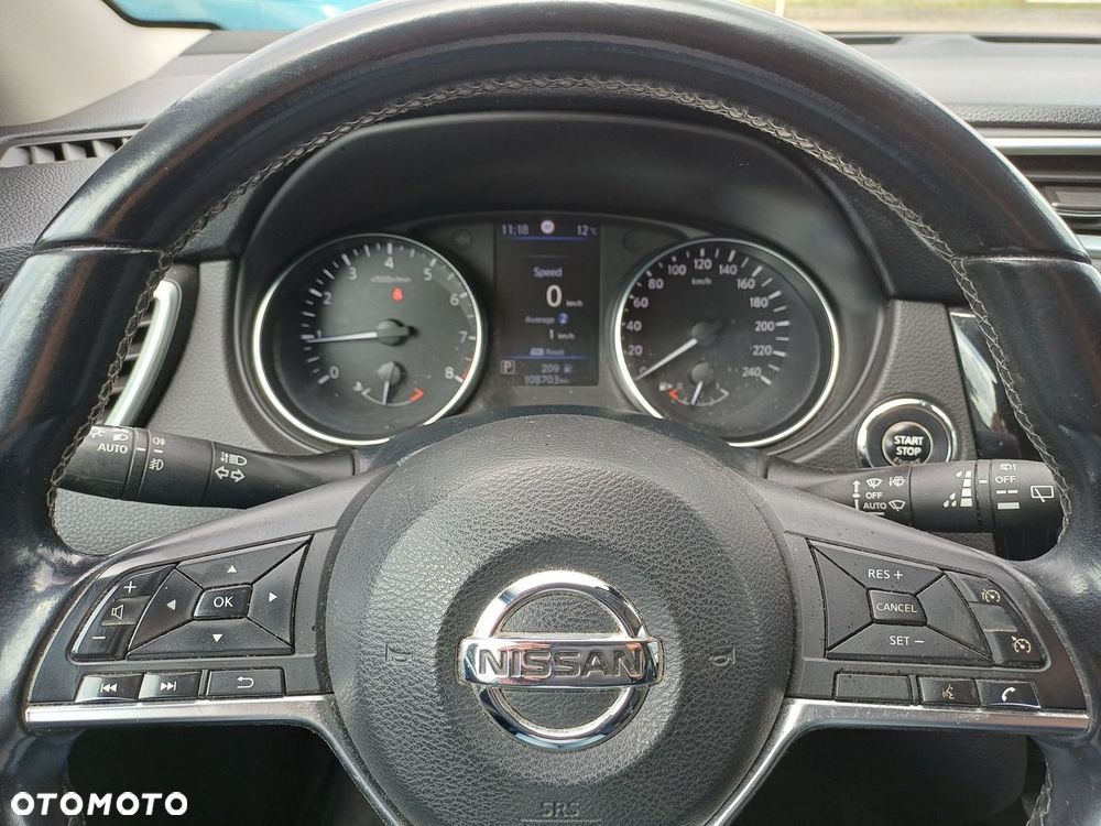 Nissan Qashqai 1.3 DIG-T N-Connecta DCT - 21