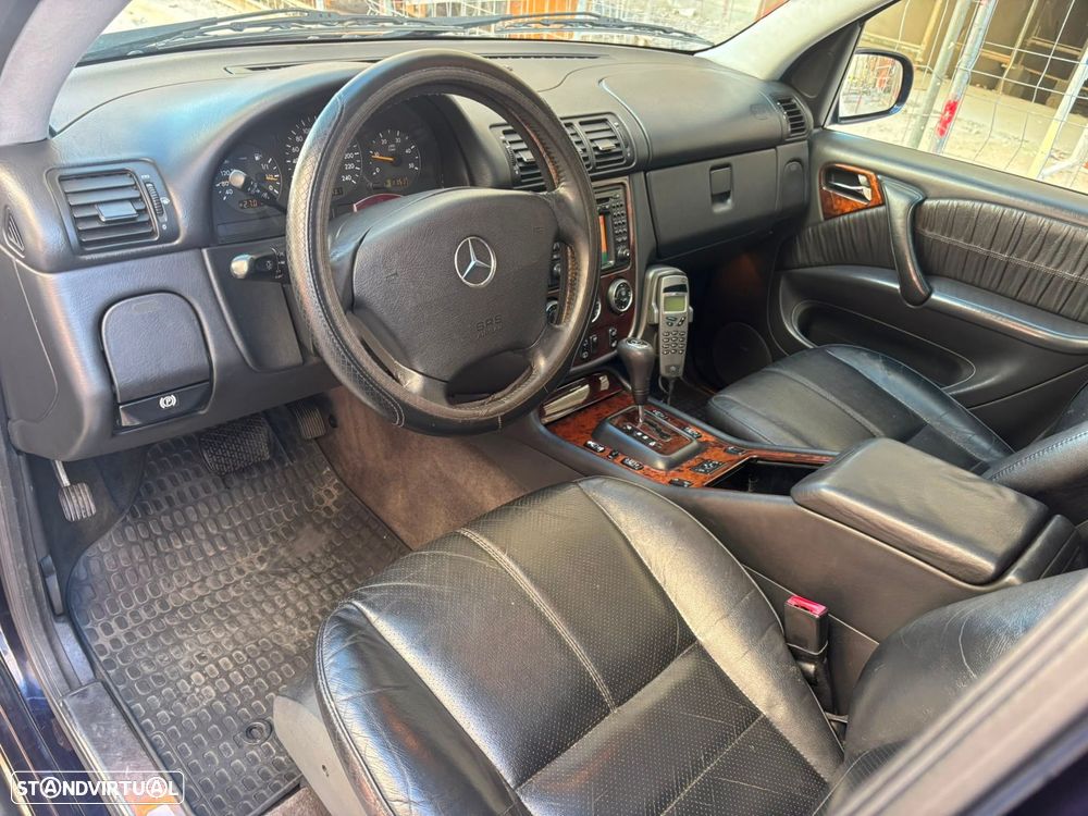Mercedes-Benz ML 270 - 16