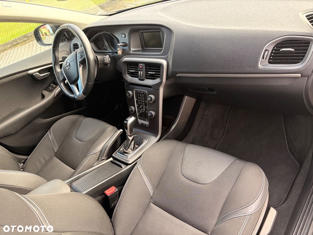 Volvo V40 T2 RDesign - 9