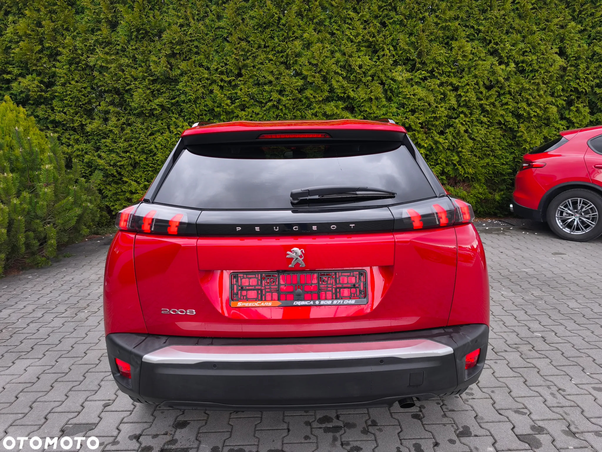Peugeot 2008 - 9