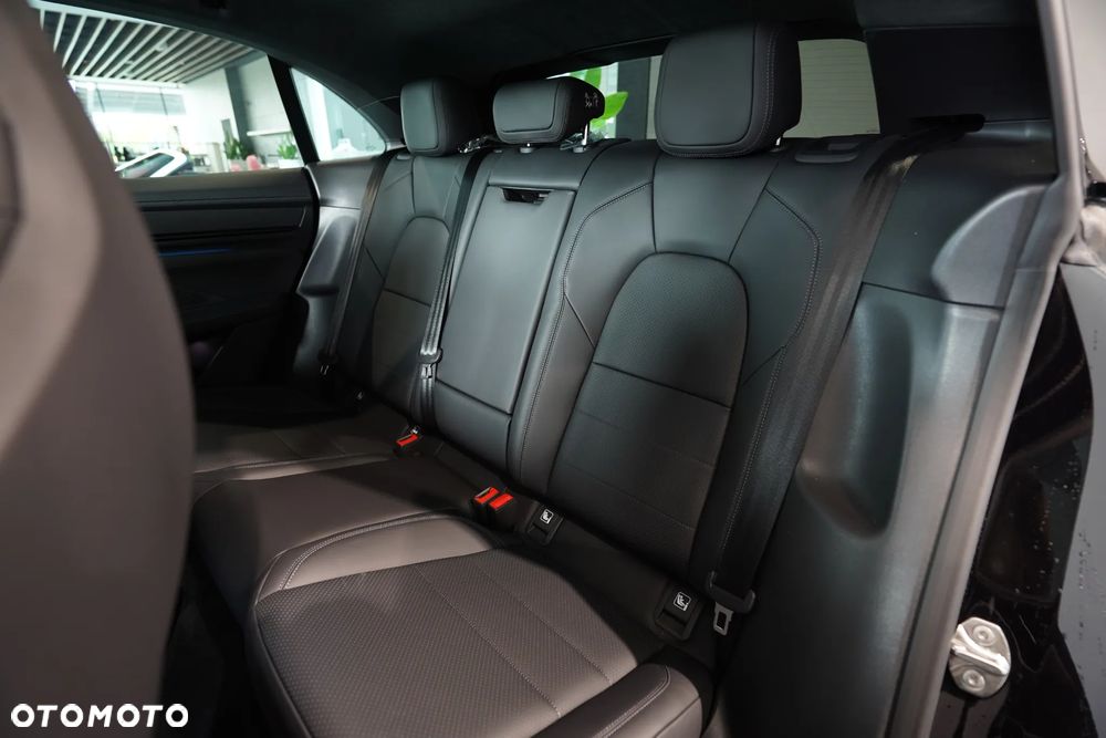 Porsche Macan Turbo 100kWh - 11