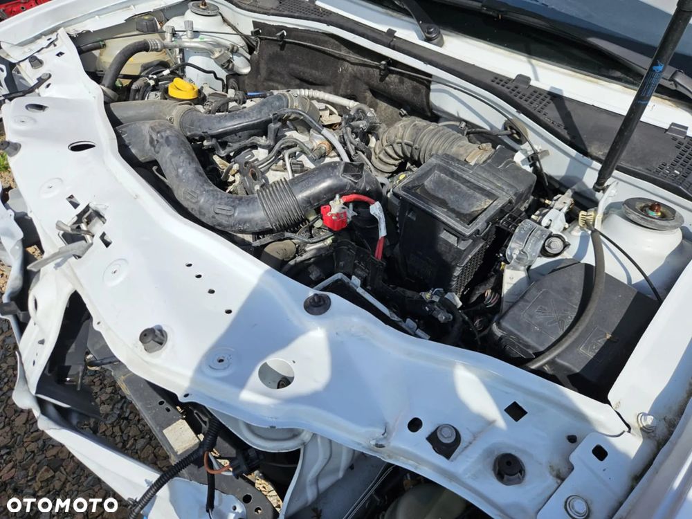 Dacia Duster 1.2 TCe Celebration S&S EU6 - 11