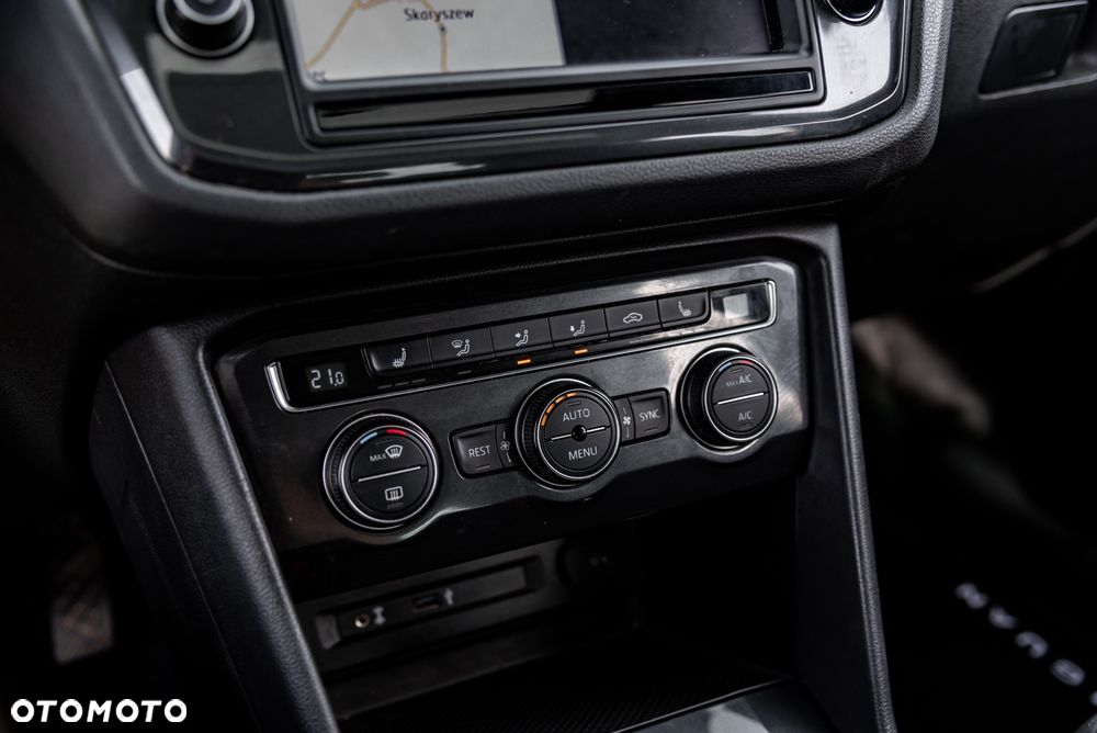 Volkswagen Tiguan 2.0 TSI 4Motion DSG Sport & Style - 33