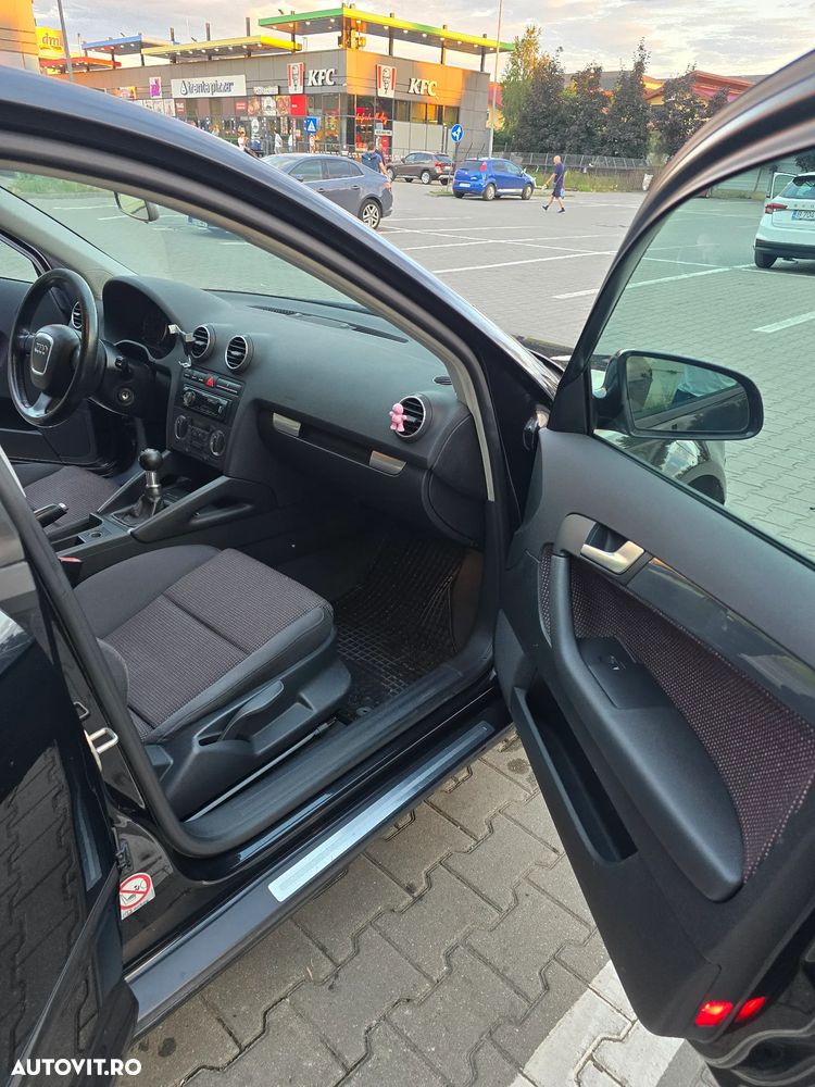 Audi A3 Sportback 2.0 TDI Attraction - 12