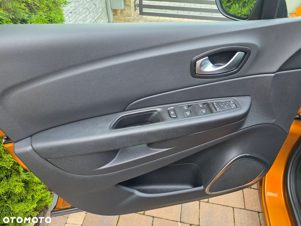 Renault Captur - 15