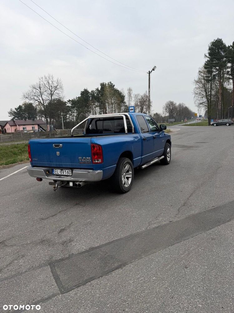 Dodge RAM 5.7 4WD HEMI - 3