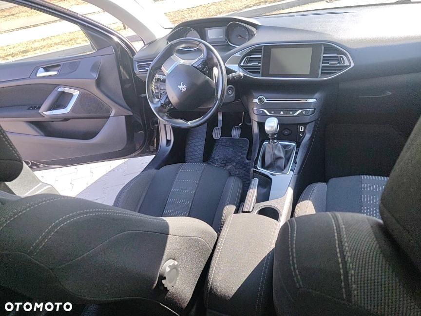 Peugeot 308 BlueHDi 120 Stop & Start Allure - 21