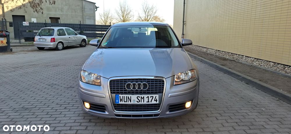Audi A3 3-drzwiowe 1.6 Ambiente - 9