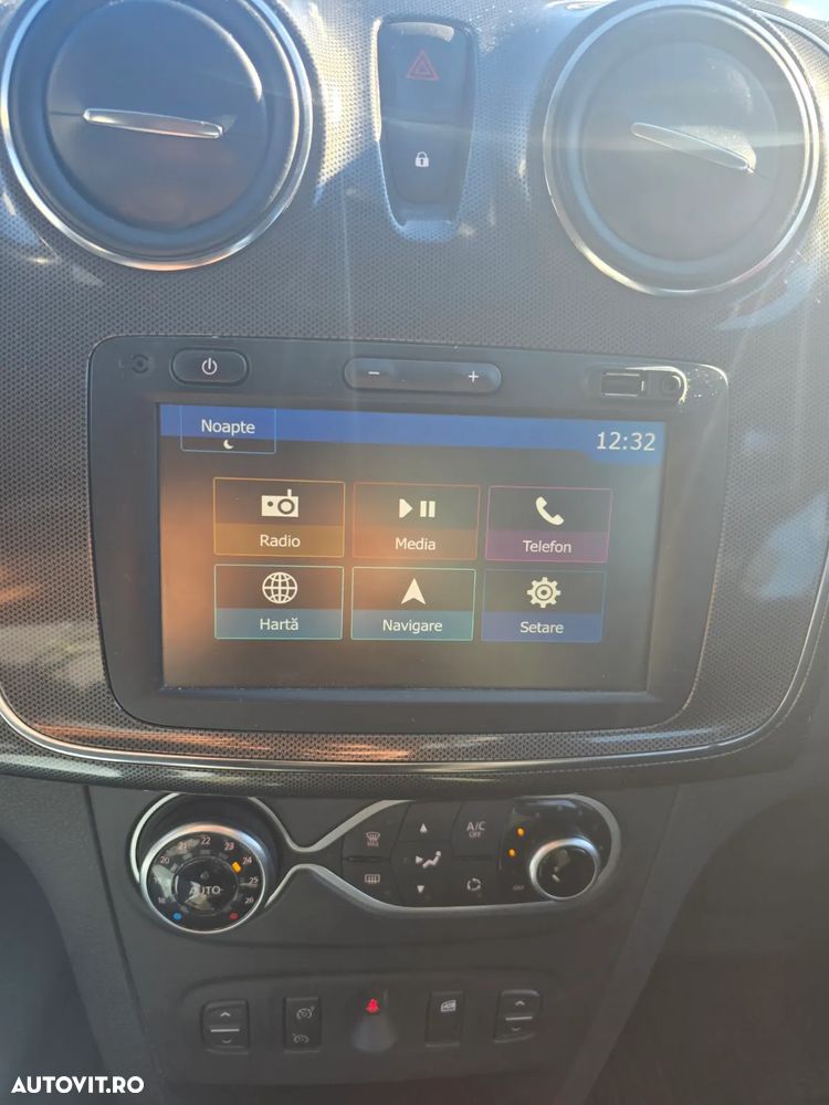 Dacia Logan Stepway 0.9 TCe - 3