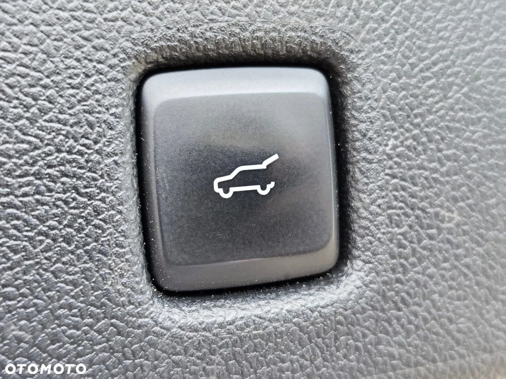 Ford Kuga 1.5 EcoBoost FWD Titanium X - 12