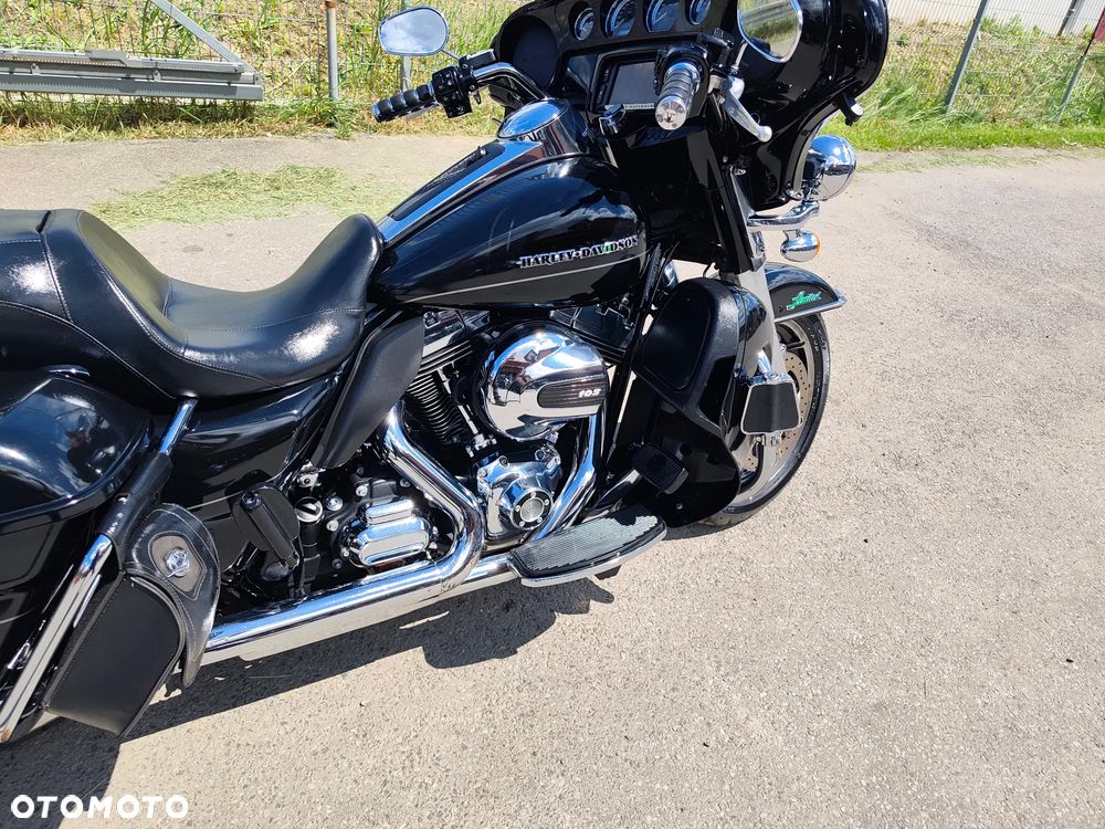 Harley-Davidson FLHTCU Ultra - 24