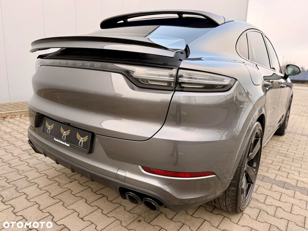Porsche Cayenne - 16