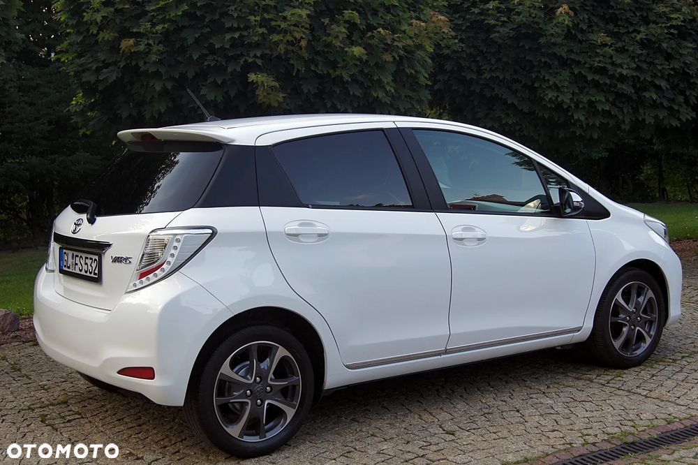 Toyota Yaris 1.33 VVT-i Edition 2014 - 9