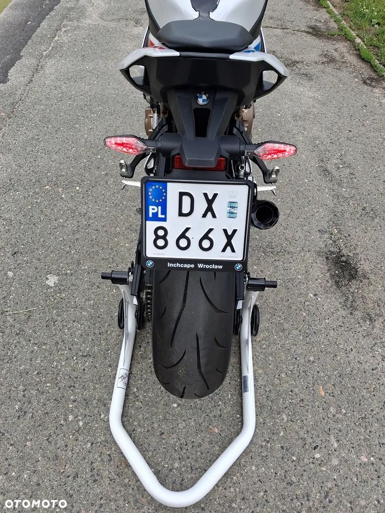 BMW S - 10