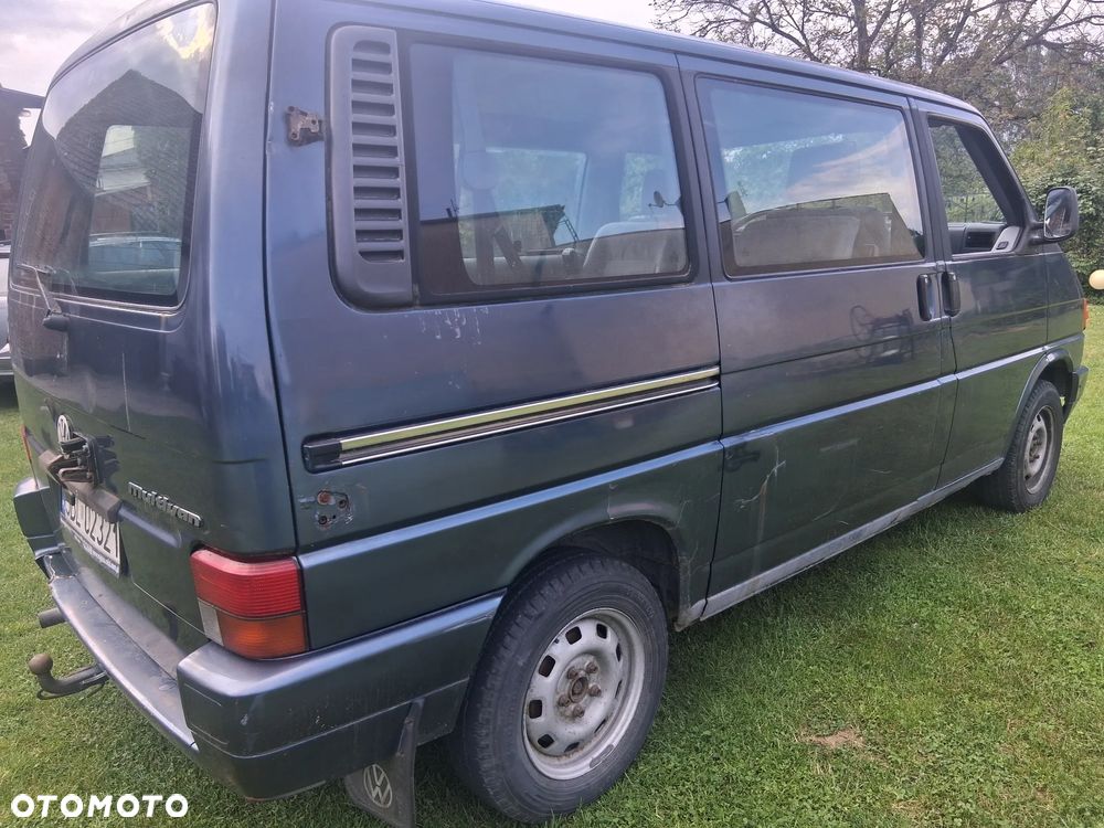 Volkswagen Multivan - 5