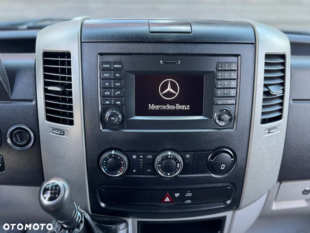 Mercedes-Benz SPRINTER - 34