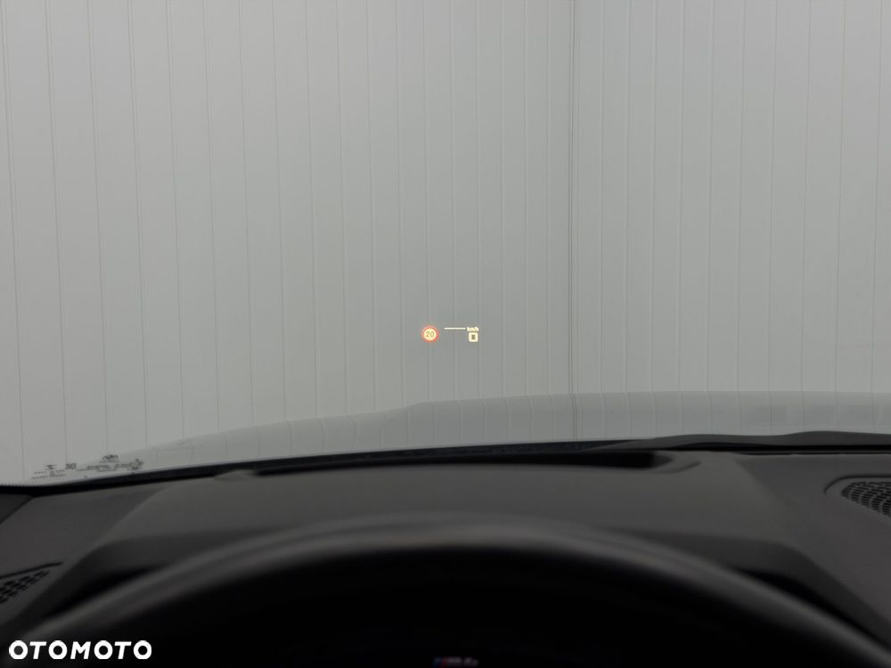 BMW M4 Competition - 38