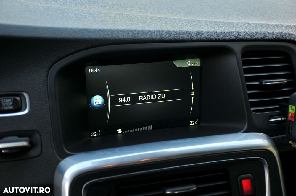 Volvo V60 D2 Kinetic - 20