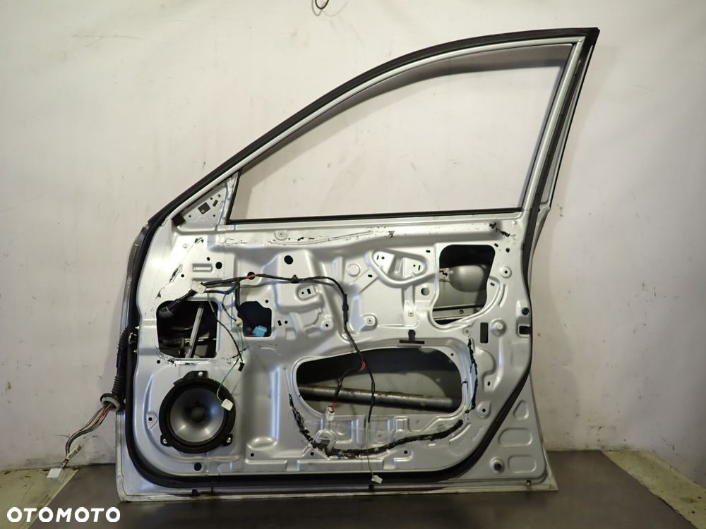 DRZWI PRAWY PRZÓD SUBARU IMPREZA GH 1.5 C3S - 12