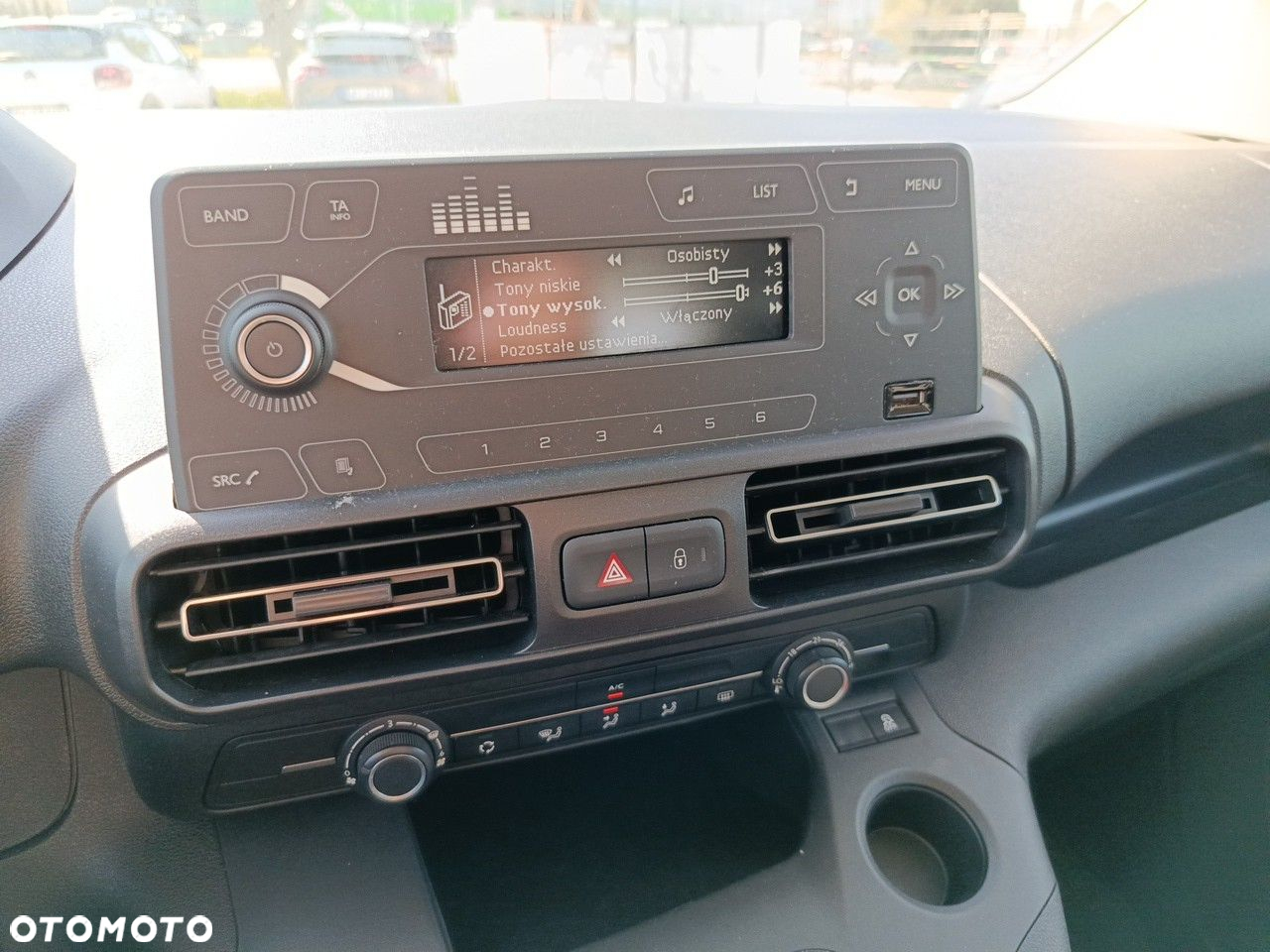 Peugeot Rifter - 13
