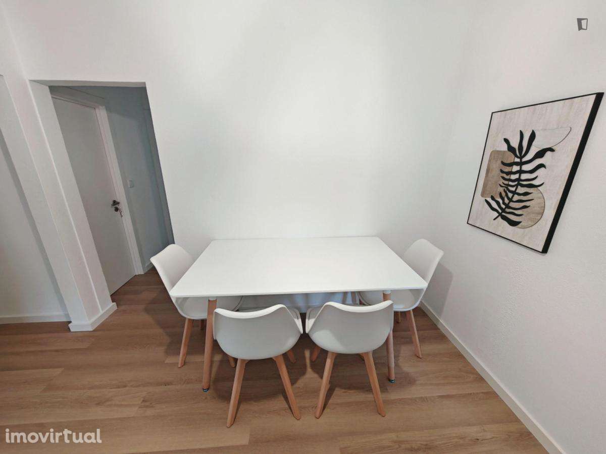 Quarto - localizado em Sé de Braga e São Lázaro Braga - Grande imagem: 4/10