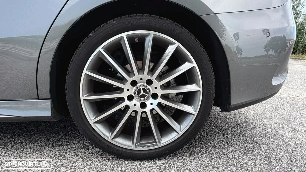 Mercedes-Benz A 180 Limousine d AMG Line Aut. - 17